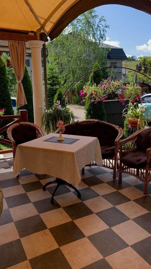 Minihotel Zolotoe Runo Ploskoye Exterior photo